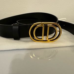 Dior leather belt women size Small
